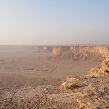 サウジアラビア 砂漠.jpg