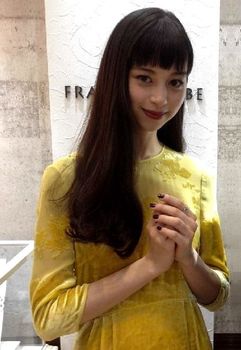 中条あやみ ジュエリーベストドレッサー4.jpg