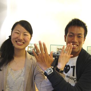 TOMOYUKIとSYOUKOはフラウコウベのお客様.jpg
